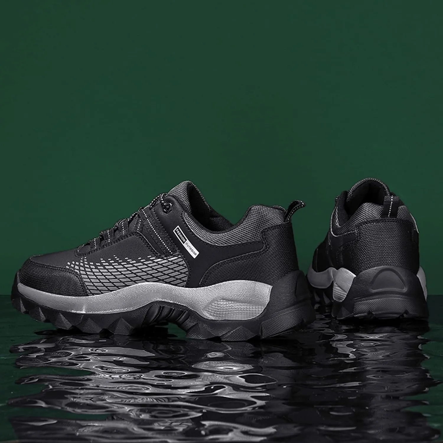 2022 Men's Outdoor Hiking Shoes Light Casual Sports Round Toe Comfortable Fashion Sports Running Shoes Mens Fashion Sneaker