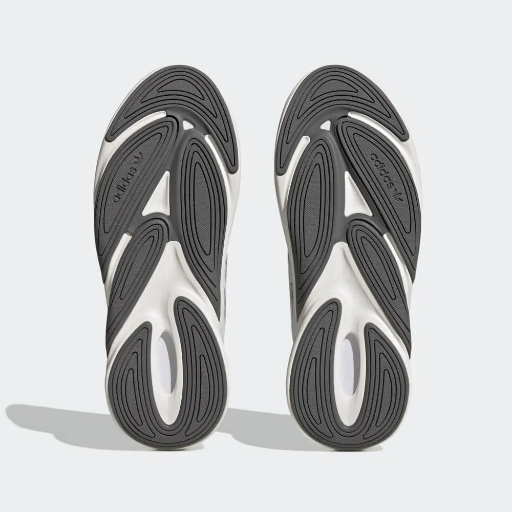 adidas Originals Men's Ozelia Sneaker
