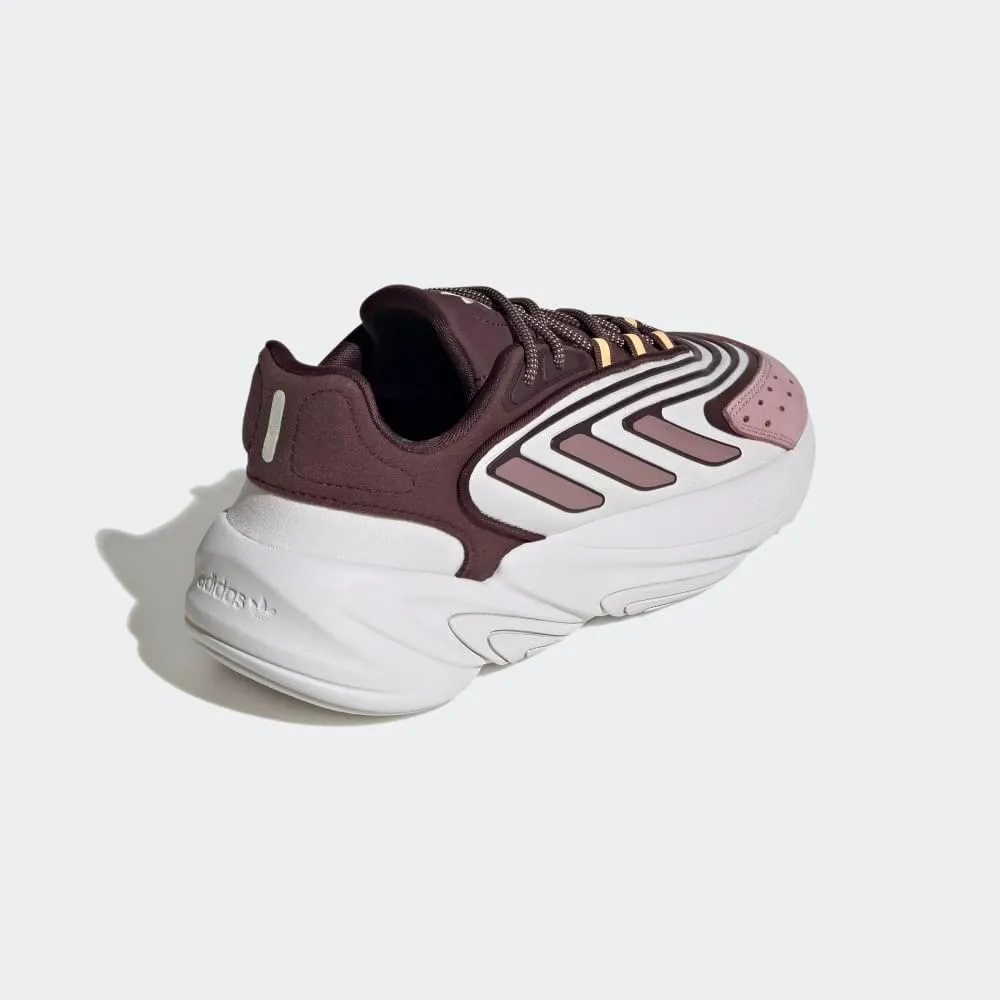 adidas Originals Women's Ozelia Sneaker
