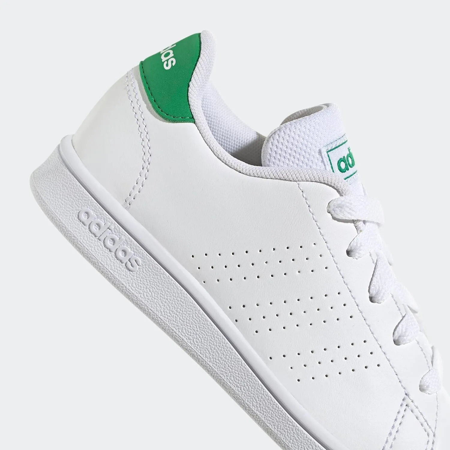 adidas Unisex-Child Advantage Tennis Shoe