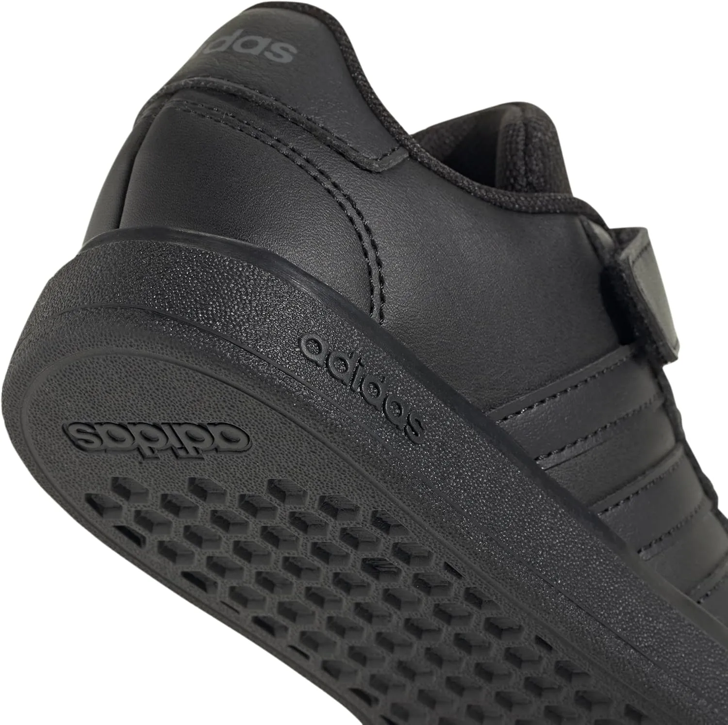 adidas Unisex-Child Grand Court 2.0 Sneaker