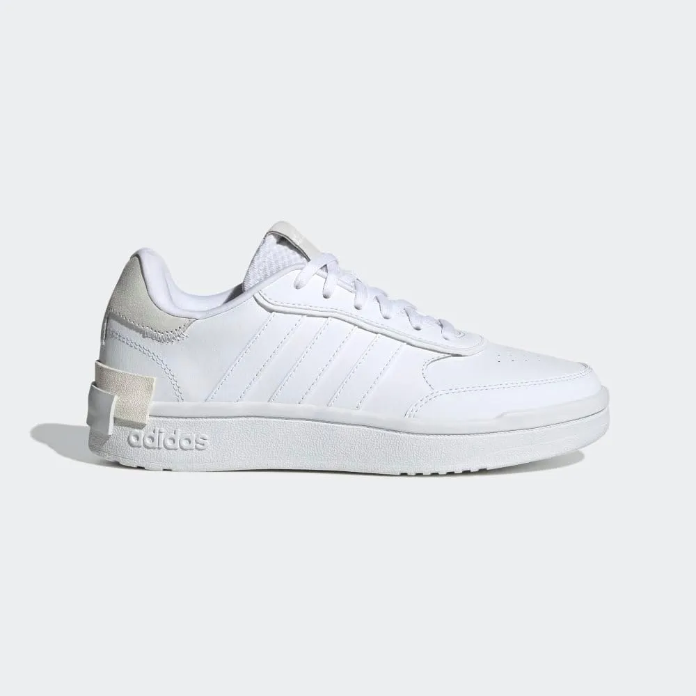 adidas Women's Postmove Basketball Shoe