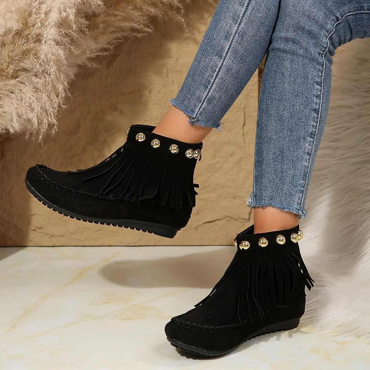 Ankle Boots for Women Low Heel Moccasins Fringe Retro Suede Leather Tassel Studded Moccasins Comfy Non Slip Shoes