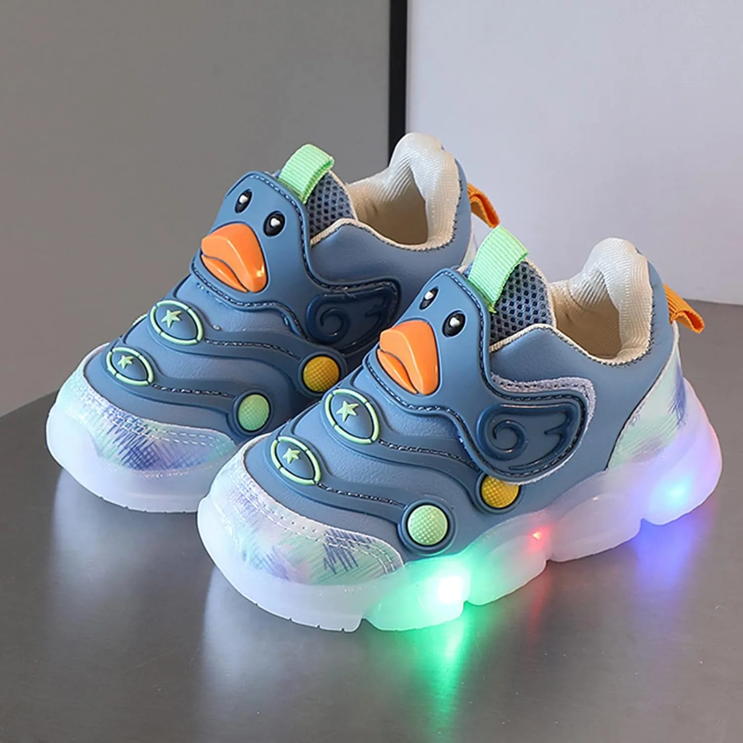 Boys Girls Light Up Shoes Flashing Lightweight Mesh Breathable Adorable Running Sneakers for Toddler and Little Kid
