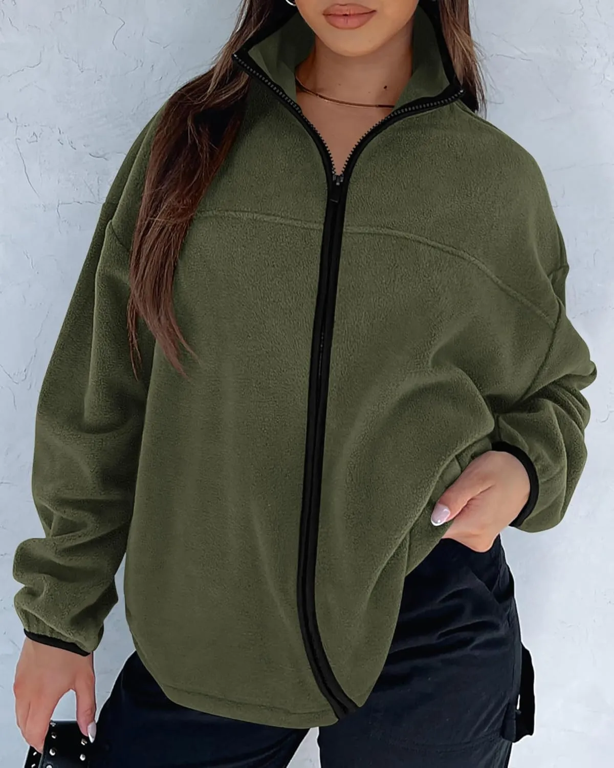 BTFBM Women's Zip Up Fleece Jackets Stand Collar 2024 Fall Winter Outerwear Casual Fuzzy Coats with Pockets