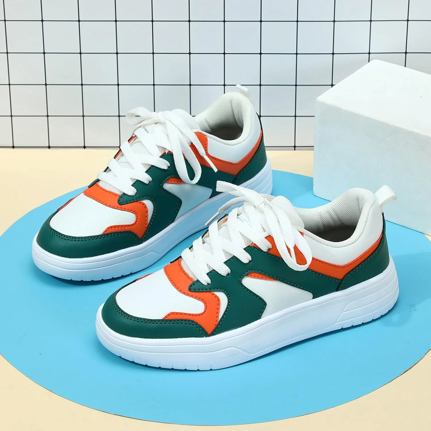 Couples Korean Version of The Trend Lace Up Color Matching Casual Board Shoes Breathable Light River Shoes for Men