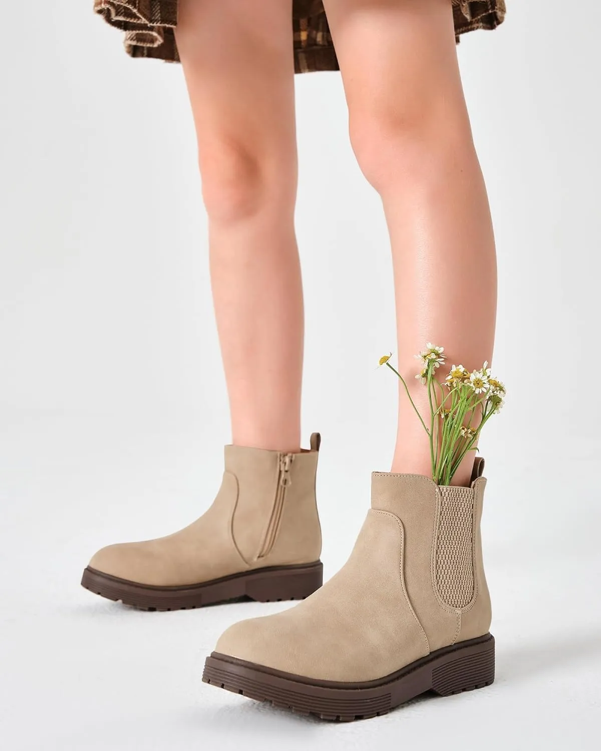 Coutgo Girls Kids Lug Sole Ankle Boots Side Zip Chunky Low Heel Slip On Winter Casual Chelsea Booties Shoes