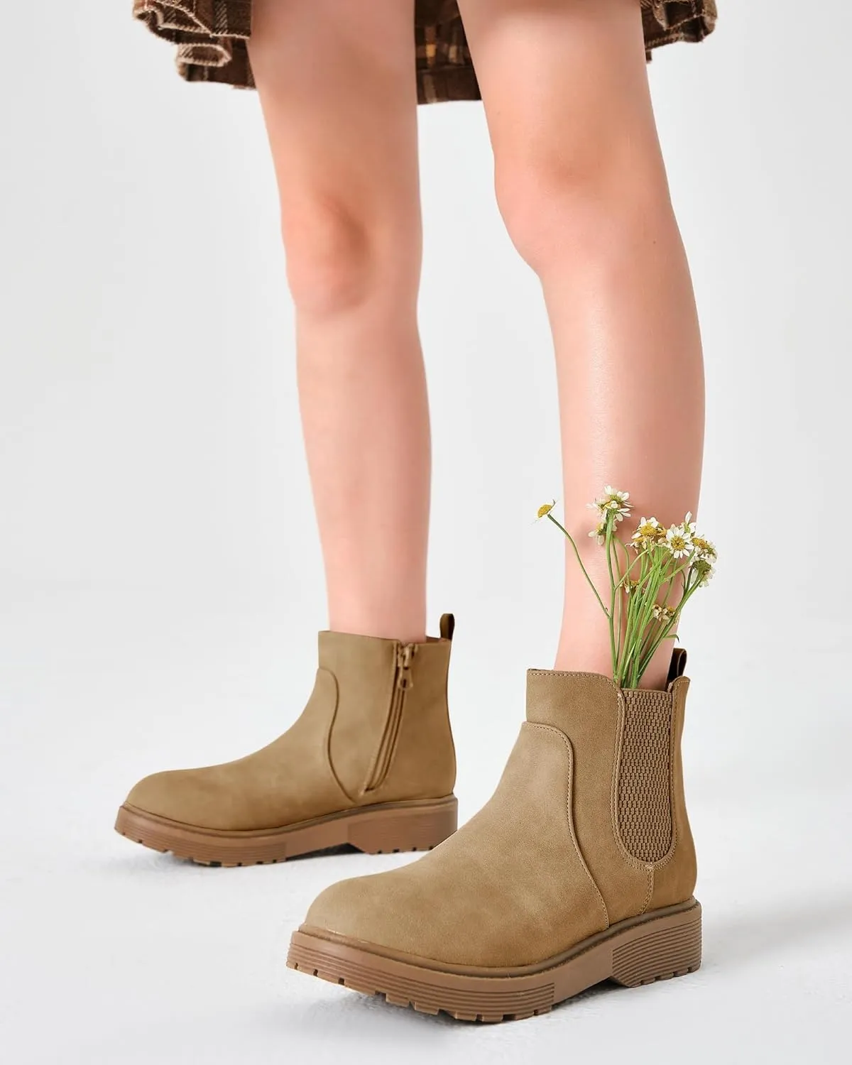 Coutgo Girls Kids Lug Sole Ankle Boots Side Zip Chunky Low Heel Slip On Winter Casual Chelsea Booties Shoes