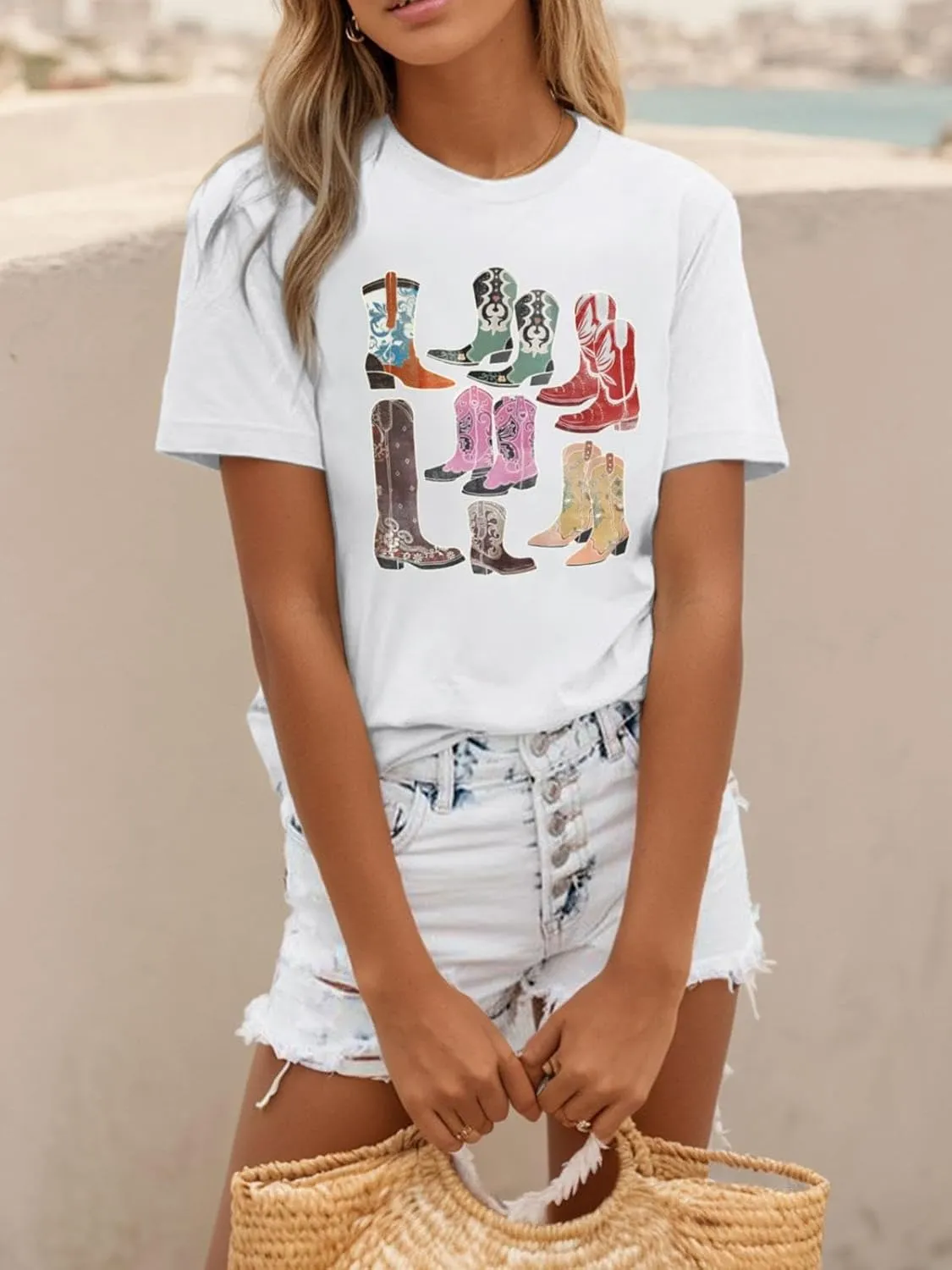 Cowboy Shirts for Women Western Cowgirl Country Graphic Tees Rodeo Boot Vintage T Shirts Music Cute Concert Outfit