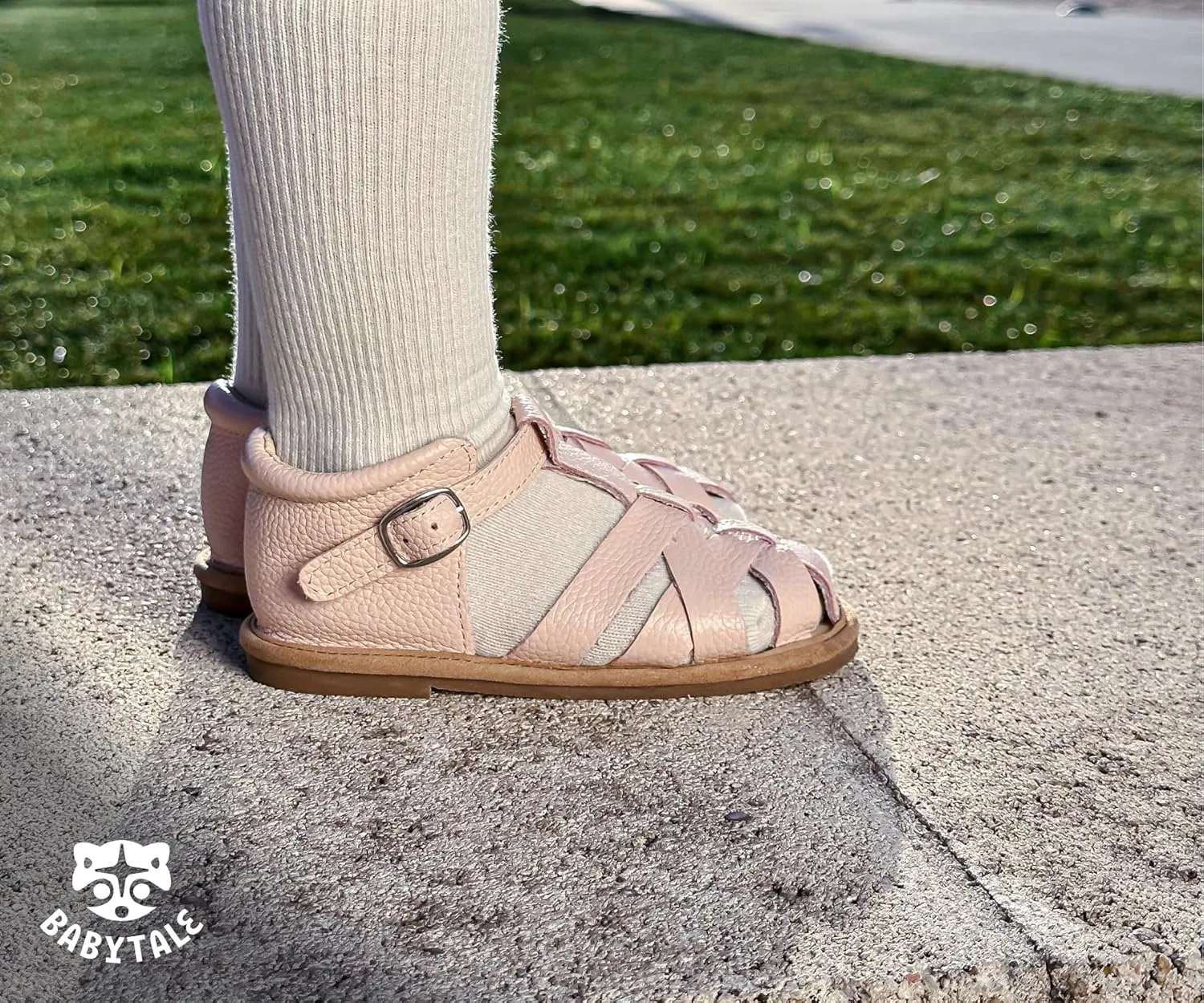 Genuine leather Closed Toe Girls' sandals for toddler/small kids
