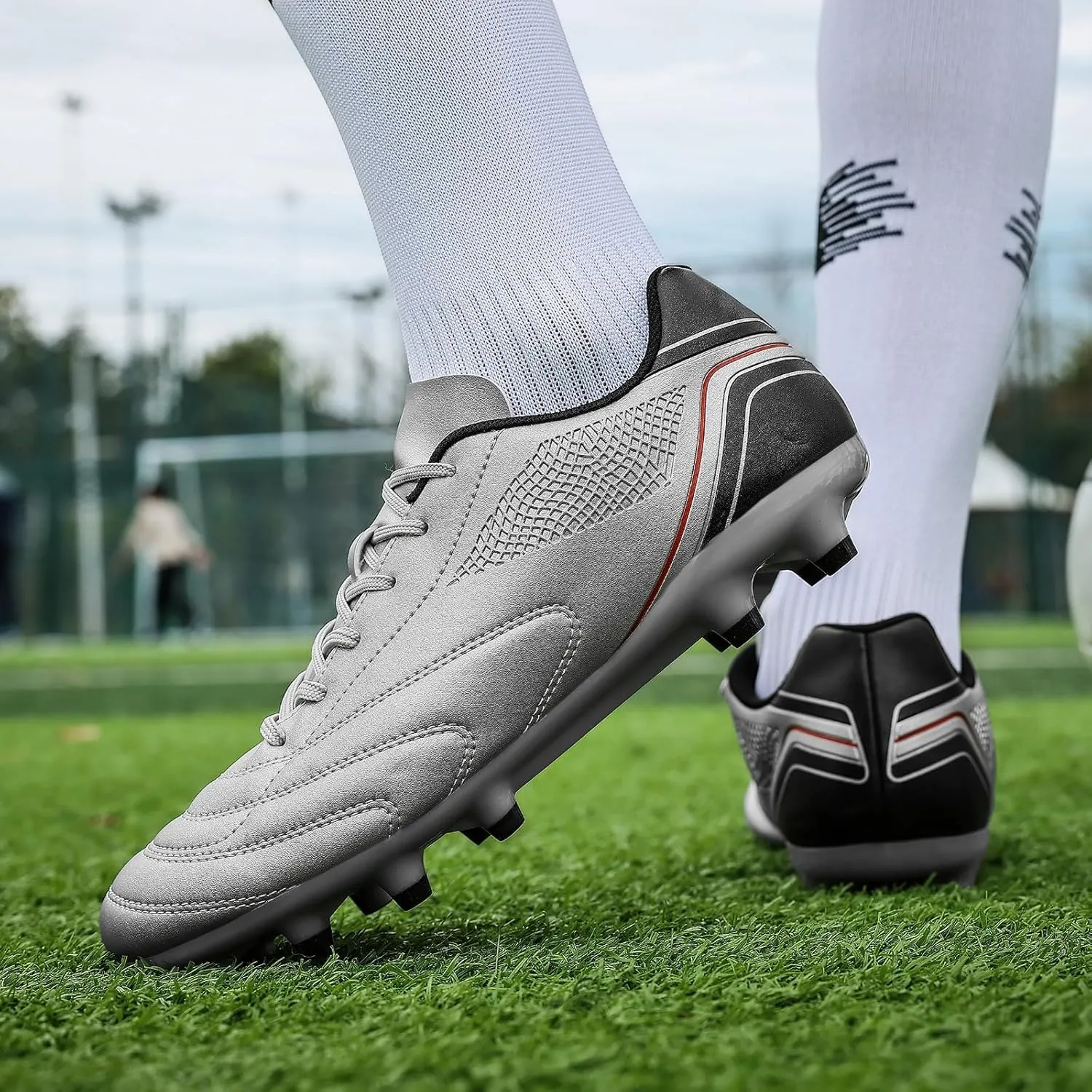 HaloTeam Soccer Shoes Mens Cleats Outdoor Professional Training Turf Football Boots Breathable Athletic Sneaker for AG/FG