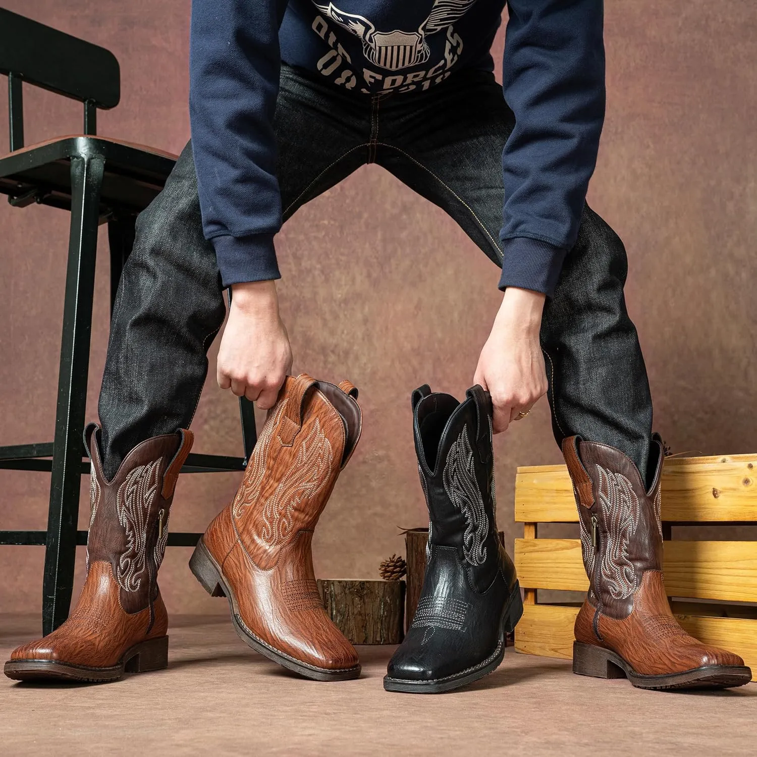 Jousen Cowboy Boots for Men Embroidery Men's Western Boots Retro Square Toe Mens Boots Botas Vaqueras Para Hombre