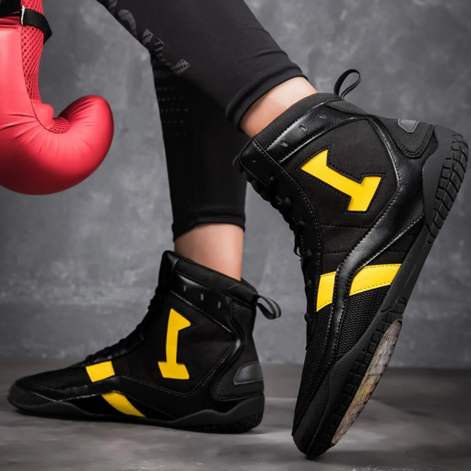 Laides Boxing Shoes, Professional Wrestling Shoes Female Kickboxing Sparring Trainers Breathable Bodybuilding Boots