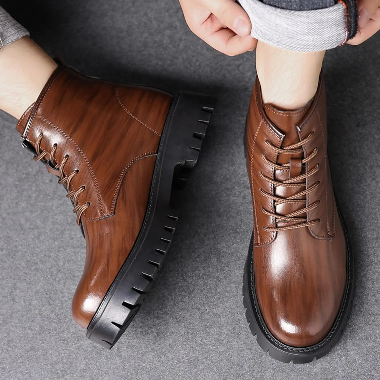 Men's Soft Leather Lug Sole Low Chunky Heel Combat Boots Retro Comfort Lace-up Round Toe Four Seasons Platform Block Heel Chukka Boots Casual Dress Riding Motorcycle Boots