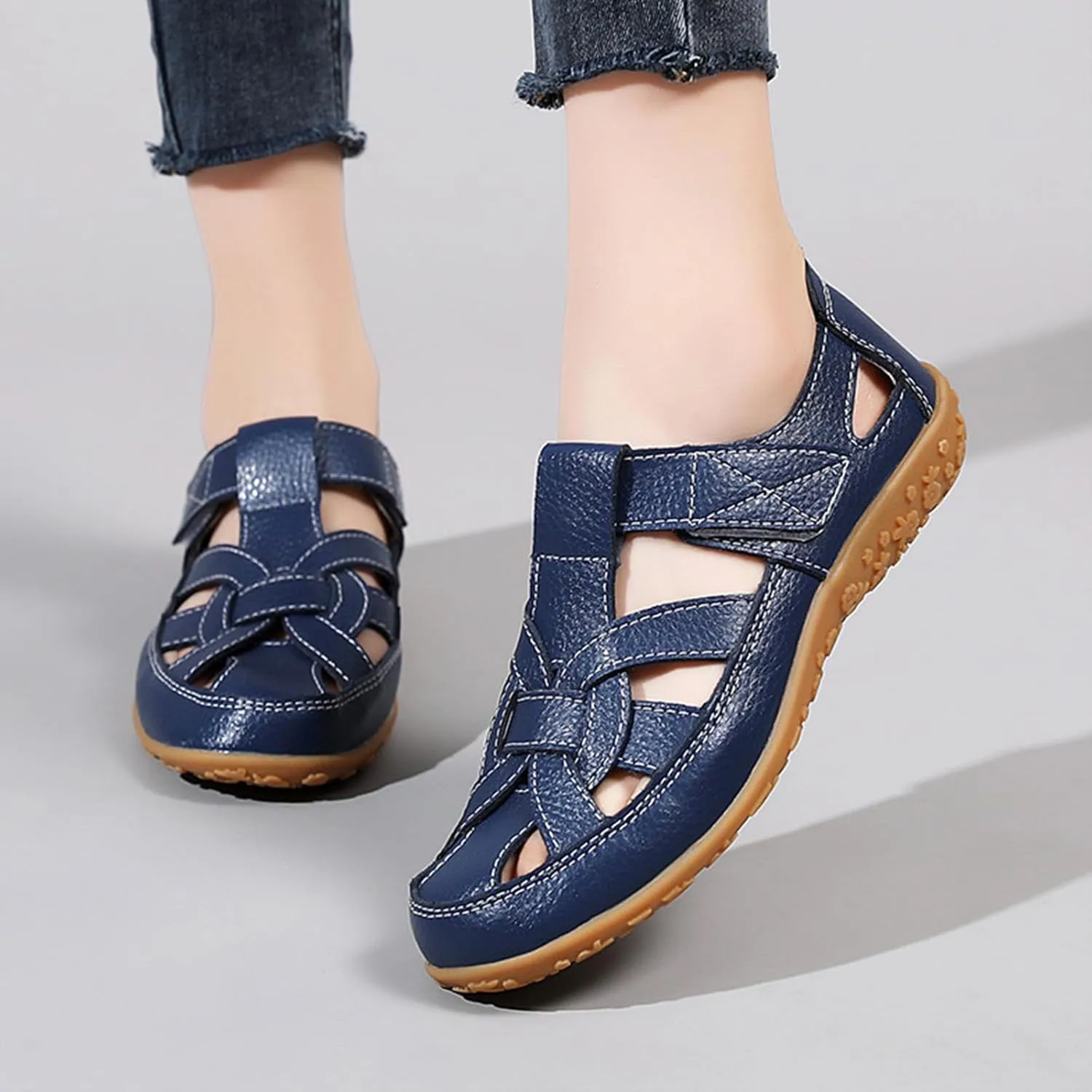 MOYOWEI Women's Woven Closed Toe Leather Sandals,Casual Comfy Orthotic Softsole Ankle Strap Boho Gladiator Beach Shoes