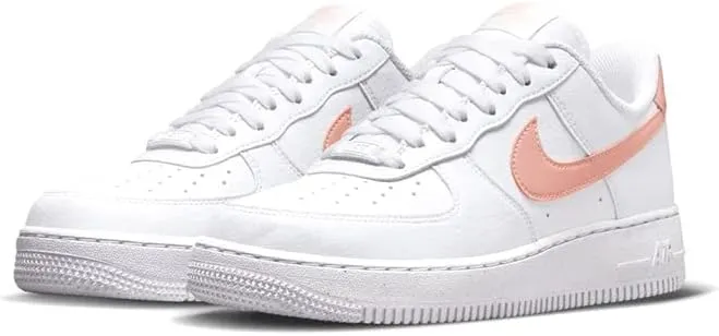 NIKE Women's Sneaker