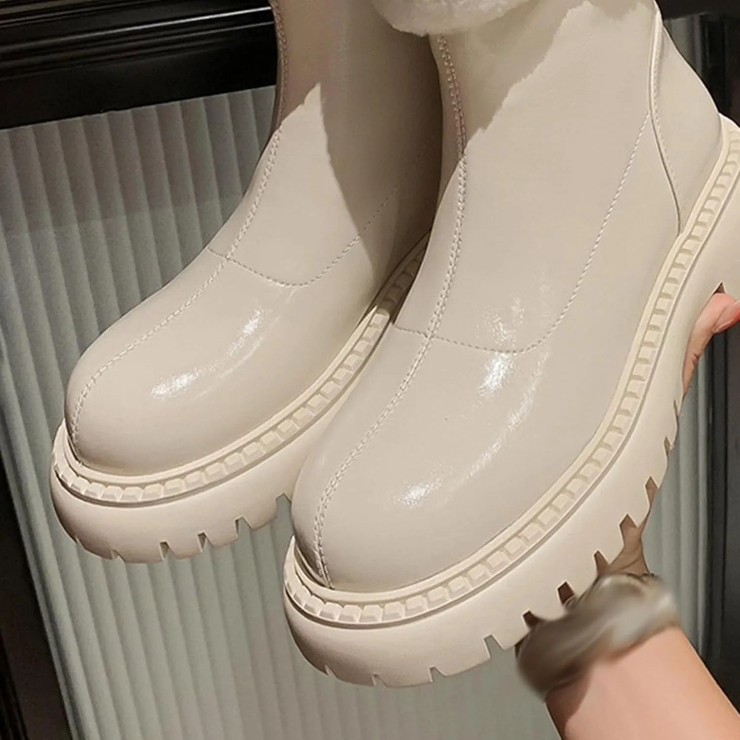 Raw Edge Mid-Tube Snow Boots, Thick-Soled Low Heeled Short Boots with Short Plush Lining and Plush Warm Straight Boots with Leather Shiny Waterproof Winter Boots