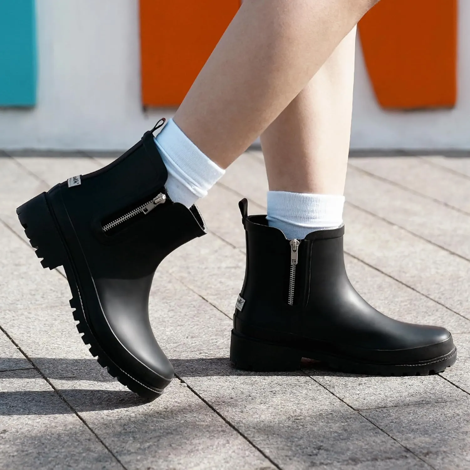 Short Rain Boots for Women Waterproof Garden Shoes Anti-Slip Chelsea Hunter Ankle Rainboots for Women Comfortable Insole Stylish Outdoor Work Shoes