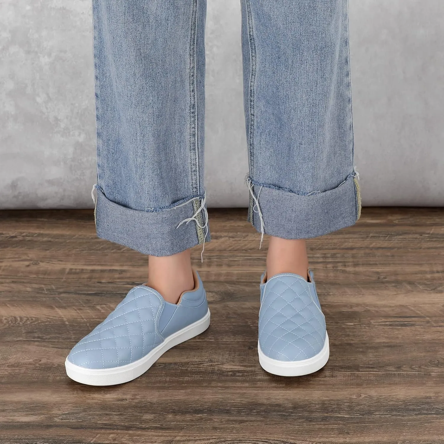 STQ Slip On Shoes for Women Fashion Sneakers Elees Quilted 2.0 Comfort Casual Fall Loafers