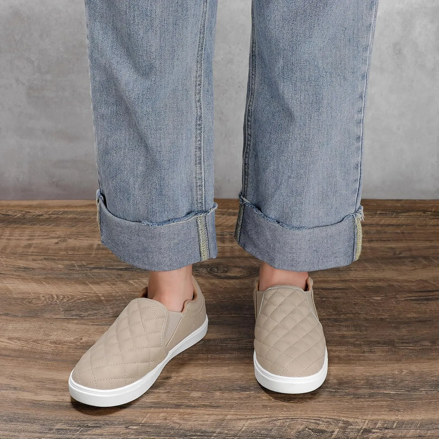 STQ Slip On Shoes for Women Fashion Sneakers Elees Quilted 2.0 Comfort Casual Fall Loafers