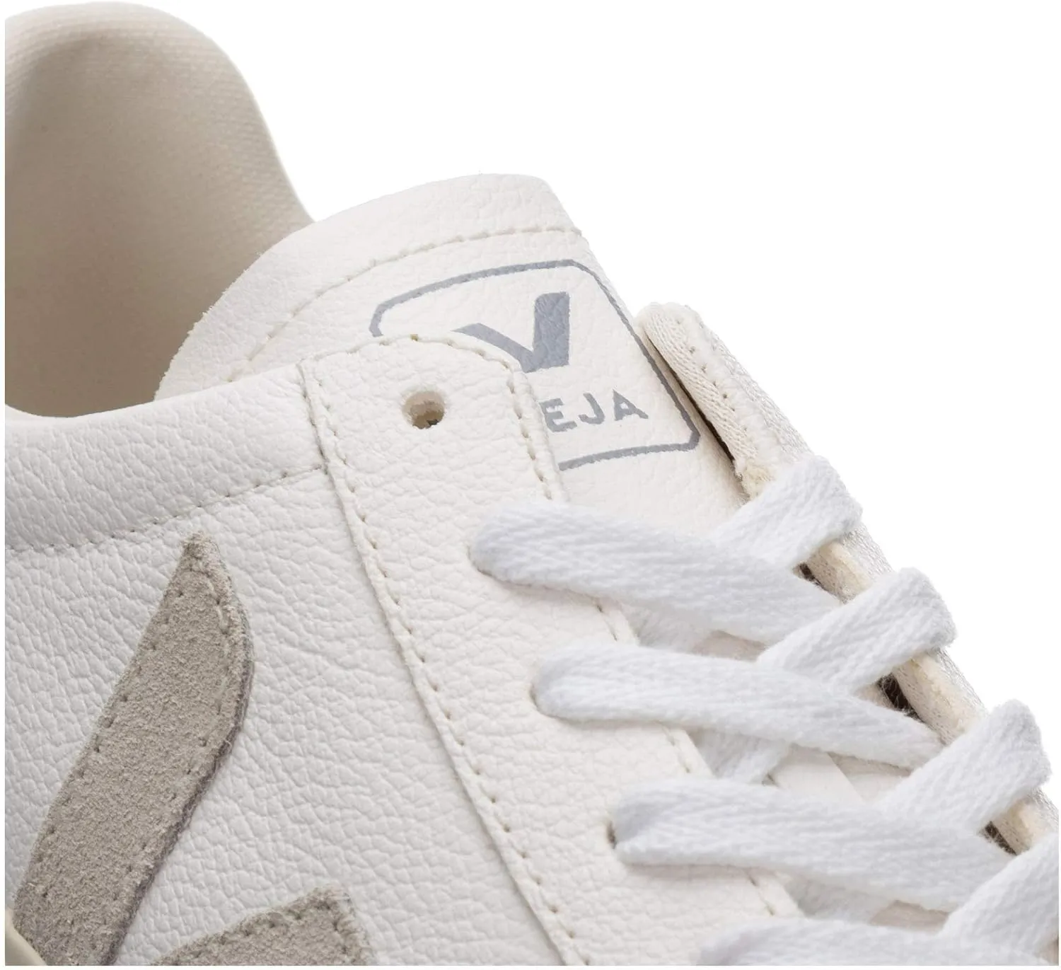 Veja Women Campo Sneakers Black - White