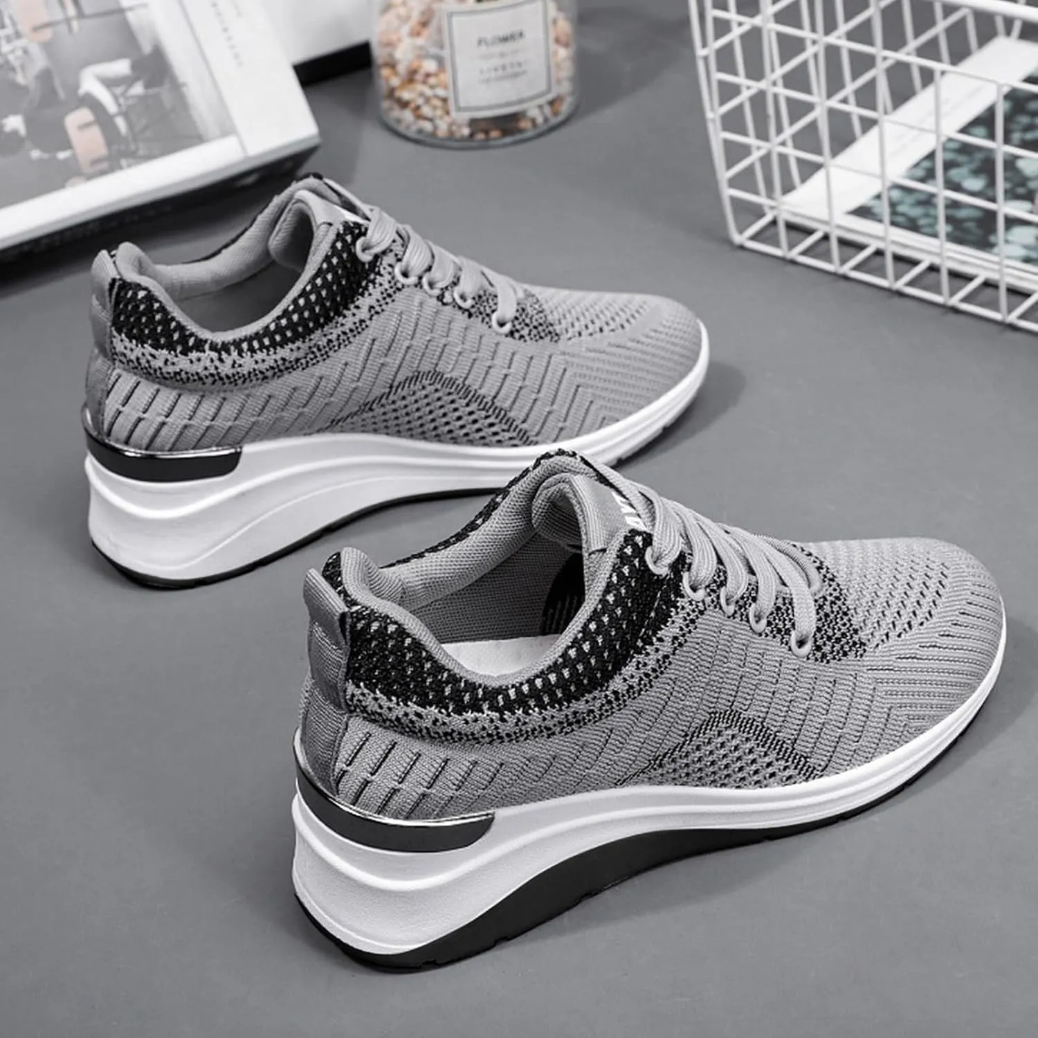 Women Casual Slip On Loafers Comfortable Walking Shoes Lightweight Canvas Sneakers Non Slip Flat Flats
