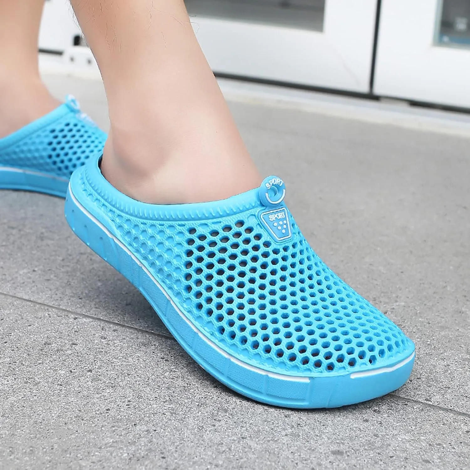 Women Garden Clogs Shoes Unisex Mesh Breathable Slippers Lightweight Summer Beach Sandals Walking Shoes