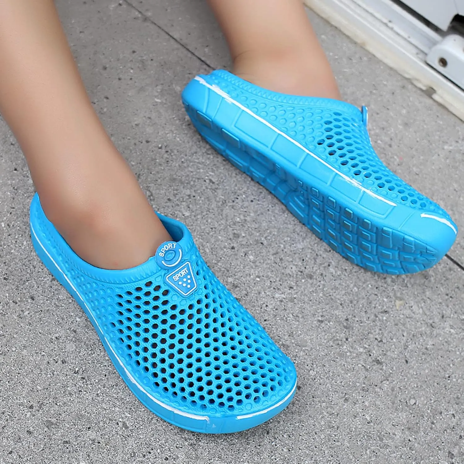 Women Garden Clogs Shoes Unisex Mesh Breathable Slippers Lightweight Summer Beach Sandals Walking Shoes