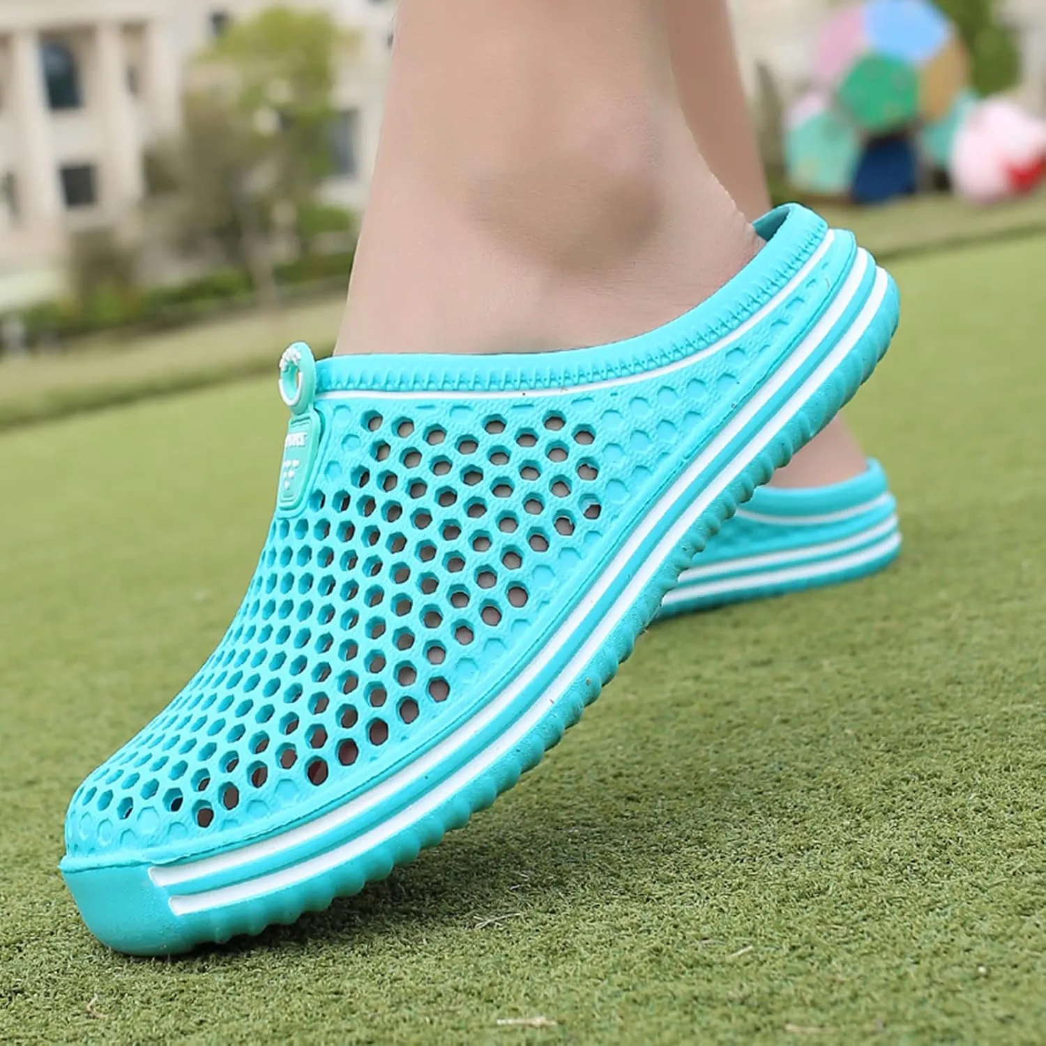 Women Garden Clogs Shoes Unisex Mesh Breathable Slippers Lightweight Summer Beach Sandals Walking Shoes
