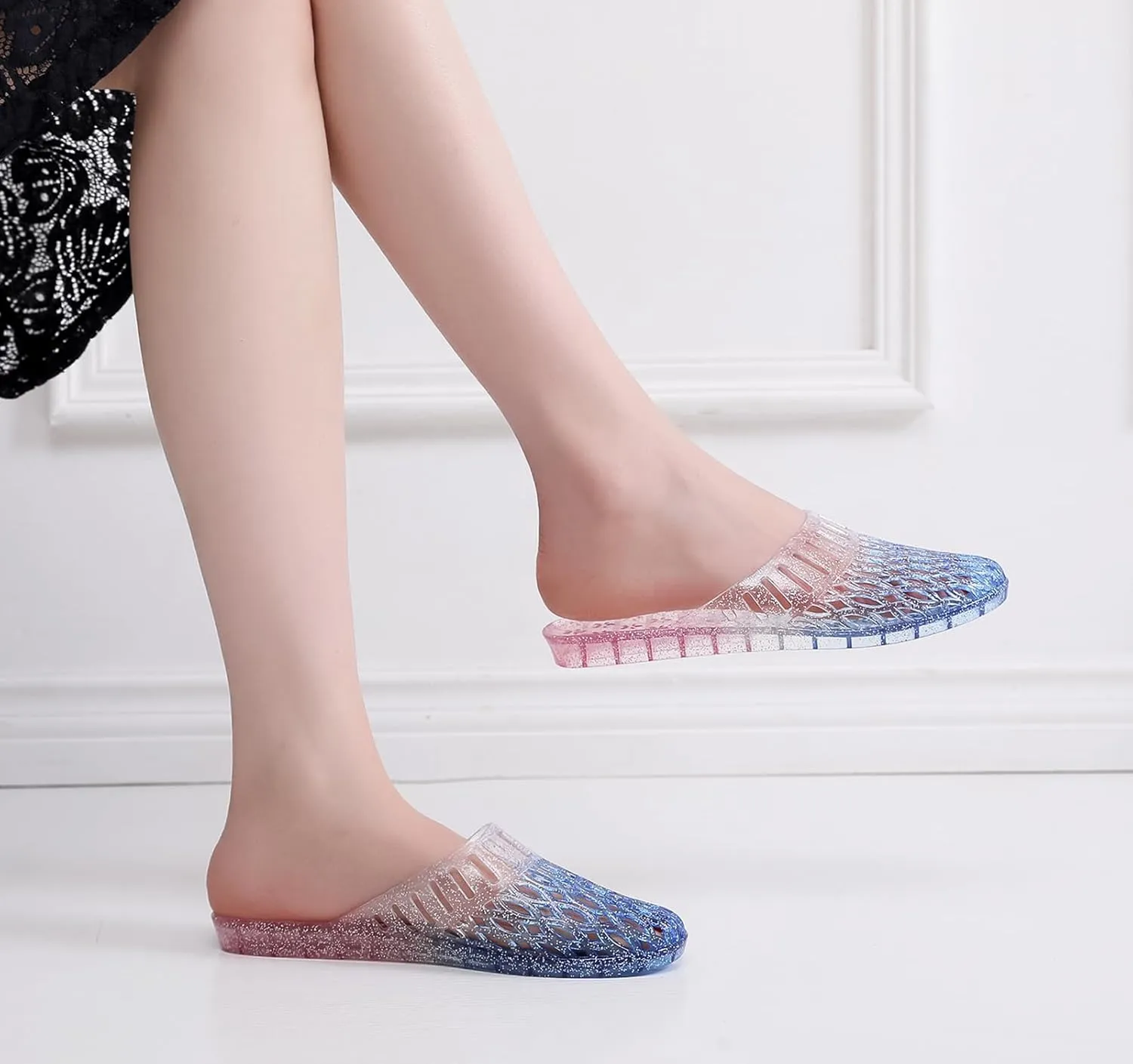 Womens Jelly Shoes, White Jellies Sandals Glitter Clear Flats Slip On Summer Beach Slippers Transparent Closed Toe Soft Slide