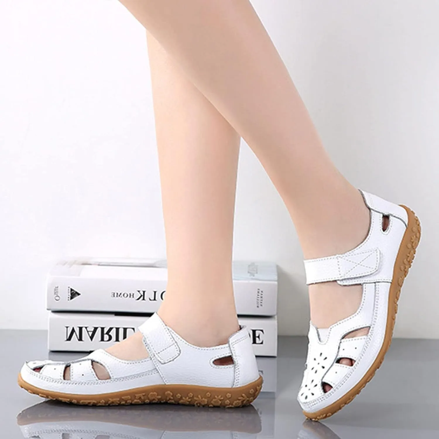Women's Summer Casual Closed Toe Leather Sandals,Comfortable Soft Sole Ankle Strap Mary Jane Orthopedic Beach Shoes