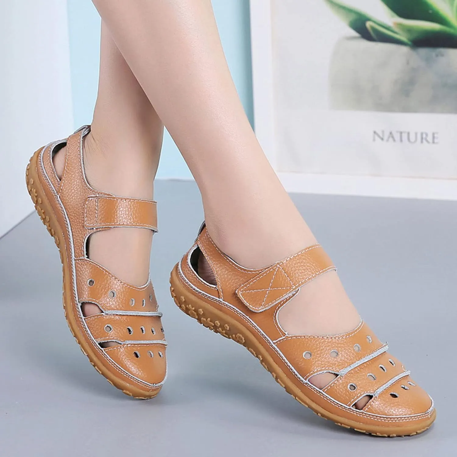 Women's Summer Casual Closed Toe Leather Sandals,Comfortable Soft Sole Ankle Strap Mary Jane Orthopedic Beach Shoes